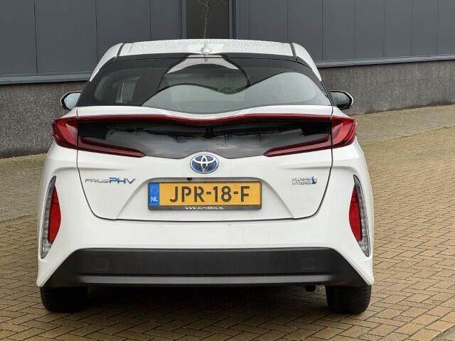 Toyota PRIUS 1.8 Plug-in Dynamic Head up