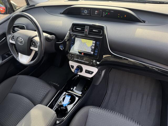 Toyota PRIUS 1.8 Hybrid Dynamic, Clima | Camera | JBL