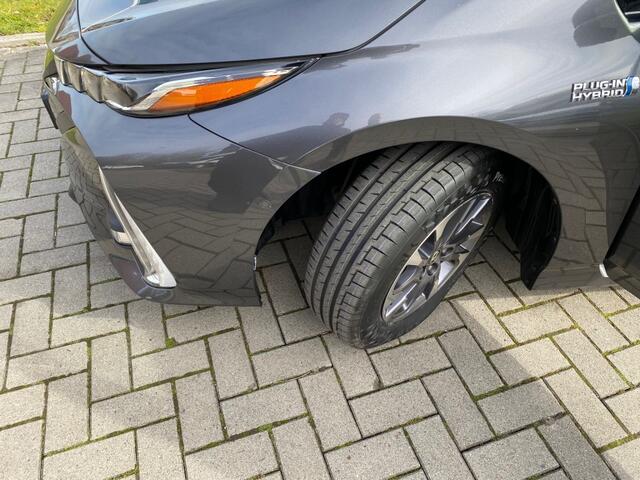 Toyota PRIUS 1.8 PLUG-IN EXEC.