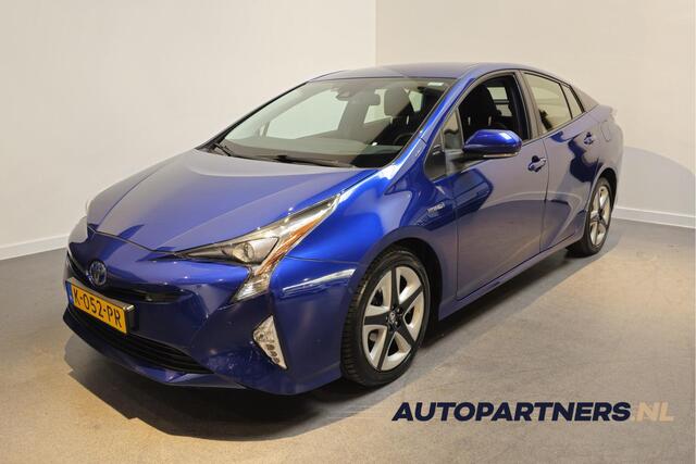 Toyota PRIUS 1.8 Dynamic JBL - Stoelverwarming - Adaptive Cruise - Dodehoek detectie - Cam