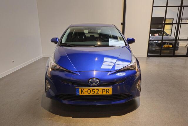 Toyota PRIUS 1.8 Dynamic JBL - Stoelverwarming - Adaptive Cruise - Dodehoek detectie - Cam