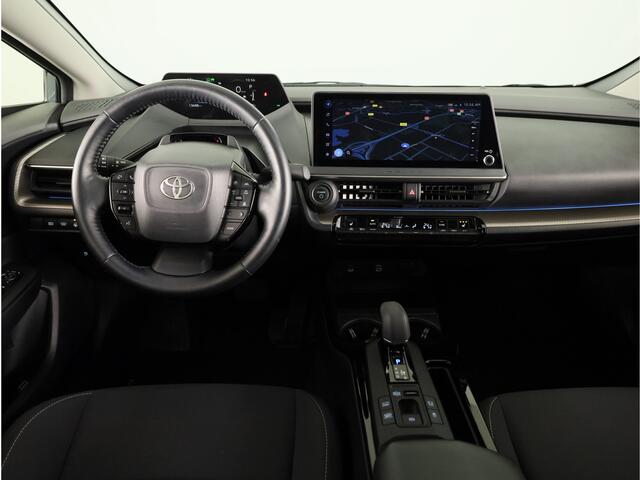 Toyota PRIUS 220 Plug-in Executive | Panoramadak | Parkeersensoren V+A | Navigatie |