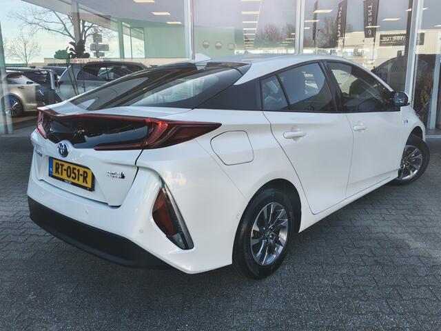 Toyota PRIUS 1.8 Plug-in Business Plus | Navi | JBL | Sensoren | Stoelverwar