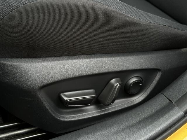 Toyota PRIUS 2.0 Plug-in Hybrid Executive | Elektrische bestuurdersstoel | Ve