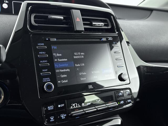 Toyota PRIUS 1.8 Hybrid Dynamic | NL-Auto | JBL-Audio | Navigatie | Dodehoek-Detectie |