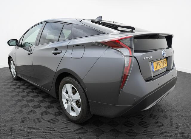 Toyota PRIUS 1.8 Hybrid Dynamic Aut., Navi | Camera | JBL
