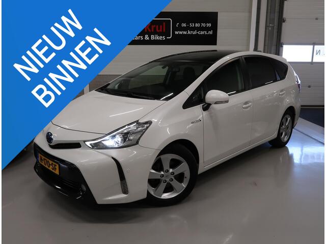 Toyota PRIUS 1.8 Dynamic 7 Zitplaatsen Panoramadak Camera Head-Up Navigatie Airco-ecc Stoelverwarming Leer/Alcantara LED Bluetooth Boekjes aanwezig pdc