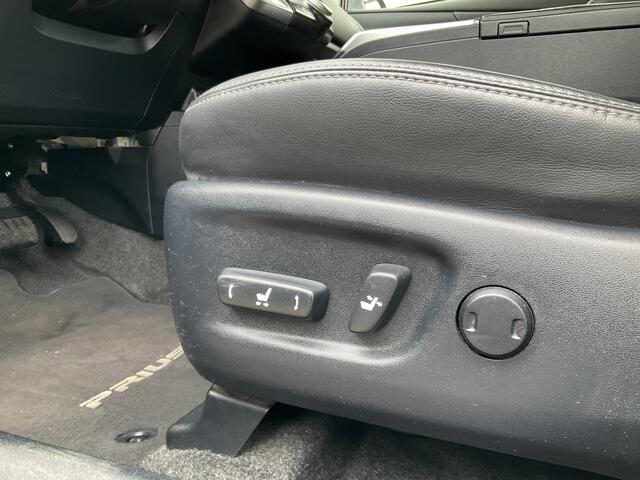 Toyota PRIUS 7-Pers 1.8 Dynamic Automaat Pano JBL HUD Camera Cruise Orig.NL Voll.Onderhouden!