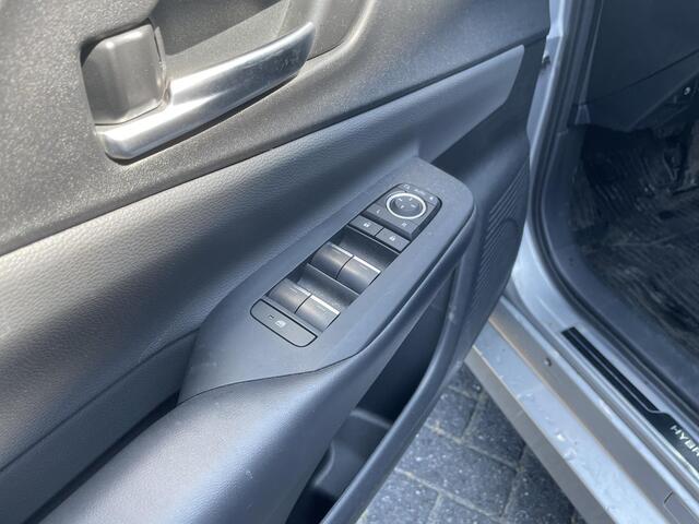 Toyota PRIUS 2.0 Plug-in Executive | Panoramadak | SoH 97%