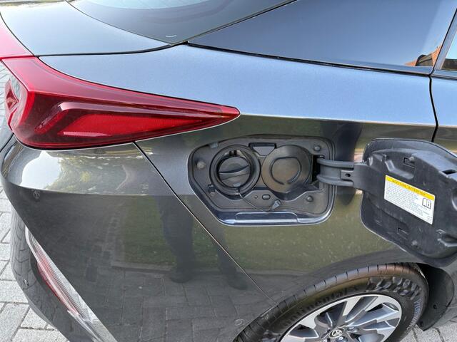 Toyota PRIUS 1.8 PLUG-IN DYNAMIC