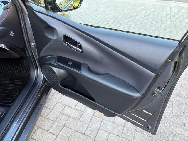 Toyota PRIUS 1.8 PLUG-IN DYNAMIC