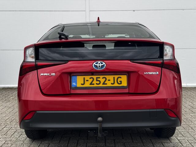 Toyota PRIUS 1.8 Dynamic / Dealer onderhouden / Fabrieks Garantie mogelijk tot 30-08-2030 / Afneembare Trekhaak / Apple Carplay + Android Auto /
