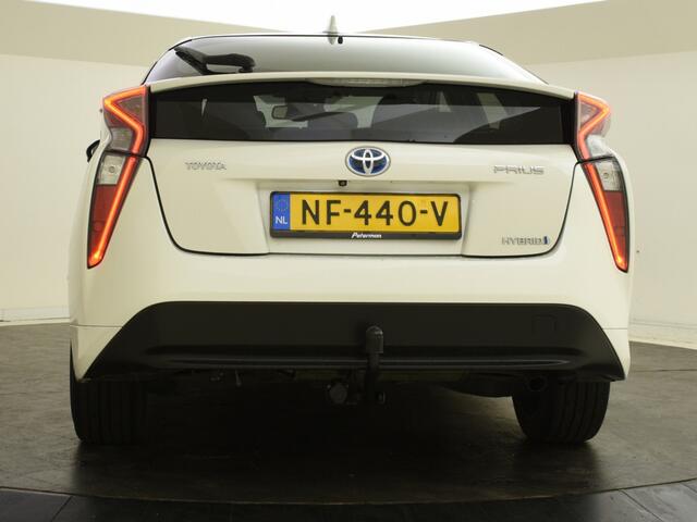 Toyota PRIUS 1.8 Dynamic | Trekhaak | Blindspot | Navigatie | Head-up
