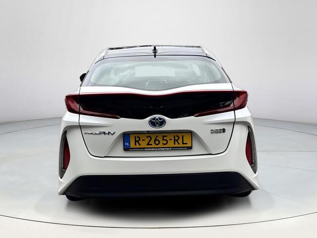 Toyota PRIUS 1.8 Plug-in Dynamic | Navigatie | Solar roof | Achteruitrijcamera