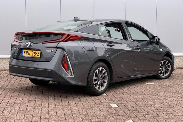 Toyota PRIUS 1.8 Plug-in Business Plus | Head-Up Display | Stoelverwarming |