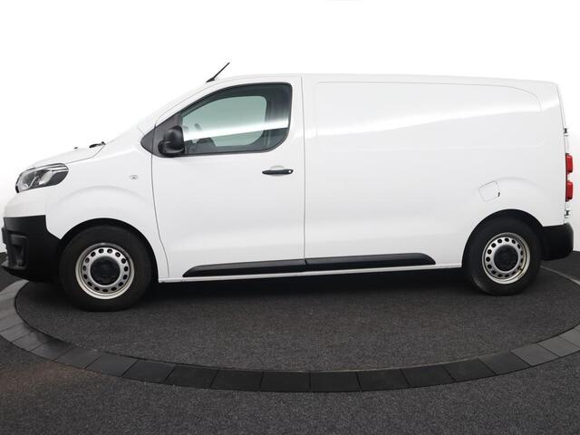 Toyota PROACE Worker 1.5 D-4D Navigator | Trekhaak | Vloer + zijwand bekleding | Cruise control | Navigatie |
