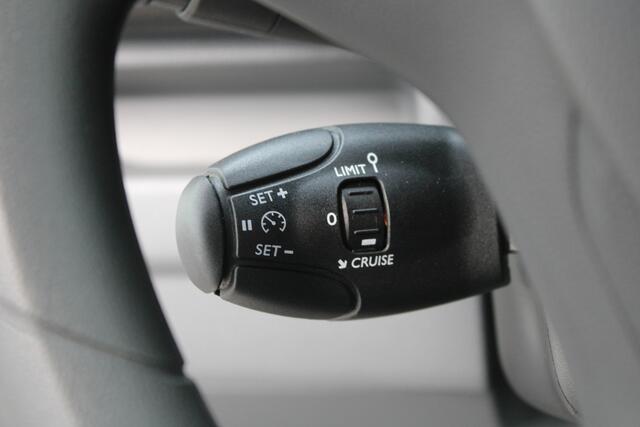 Toyota PROACE Compact 1.5 D-4D Cool Comfort Limited 102pk | Cruise control | Radio | Bank | 6-bak |