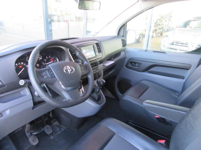 Toyota PROACE Worker 2.0 D-4D Navigator, trekhaak (occasion)