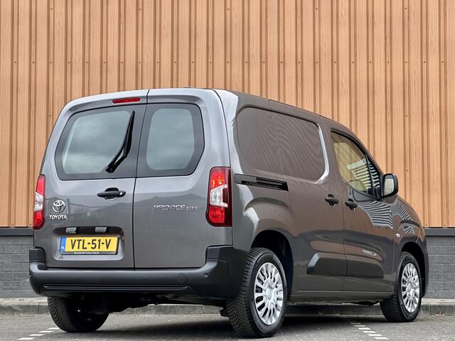 Toyota PROACE CITY 1.2 Turbo Live | Origineel Nederlandse Auto | Cruise Control | Apple Carplay | Android Auto | Stop- Startsysteem | DAB |