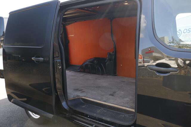 Toyota PROACE Worker 2.0 D-4D Navigator Long