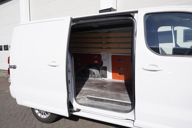 Toyota PROACE Worker 2.0 D-4D 145PK L2 EURO 6 - AC/Climate - Navi - Cruise - ¤ 22.950,- Excl.