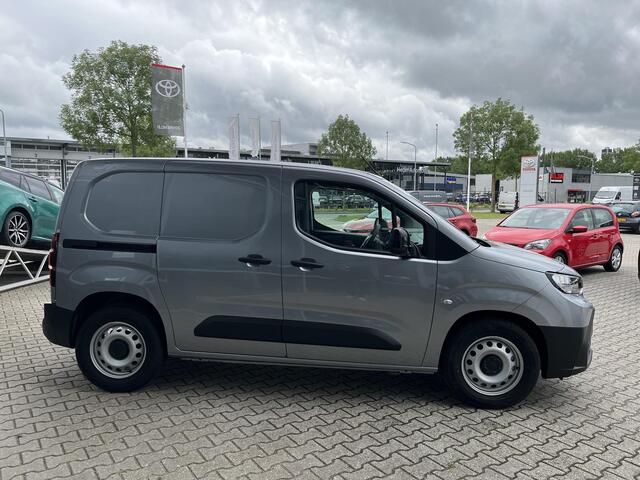 Toyota PROACE CITY Electric Challenger 50 kWh (stoel + Bank = 3-persoons!) NIEUW!