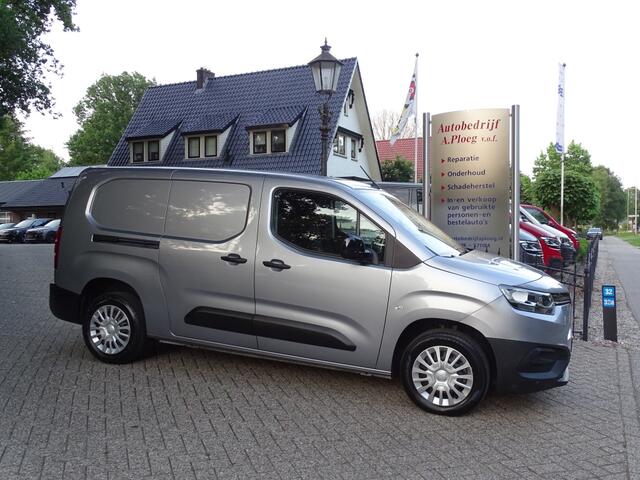 Toyota PROACE 1.5 D-4D Live Long 131 PK NAVI PDC TREKHAAK 1e eig