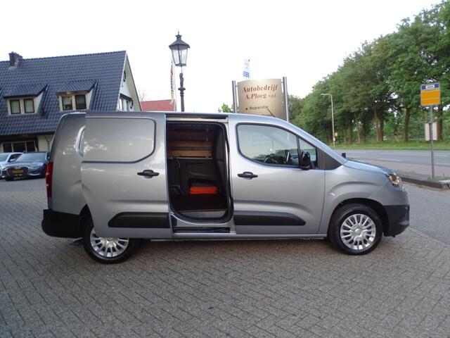 Toyota PROACE 1.5 D-4D Live Long 131 PK NAVI PDC TREKHAAK 1e eig