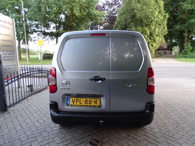 Toyota PROACE 1.5 D-4D Live Long 131 PK NAVI PDC TREKHAAK 1e eig