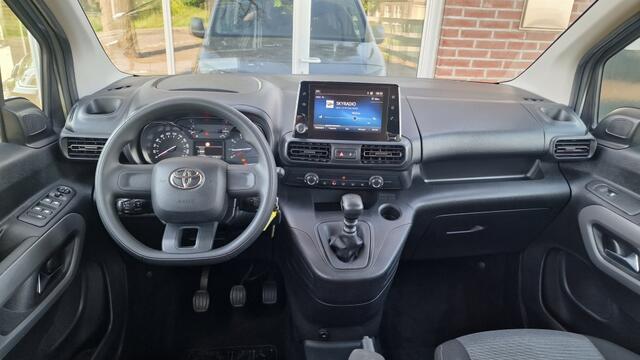Toyota PROACE 1.2 Turbo Live L2 7 Pers Long,