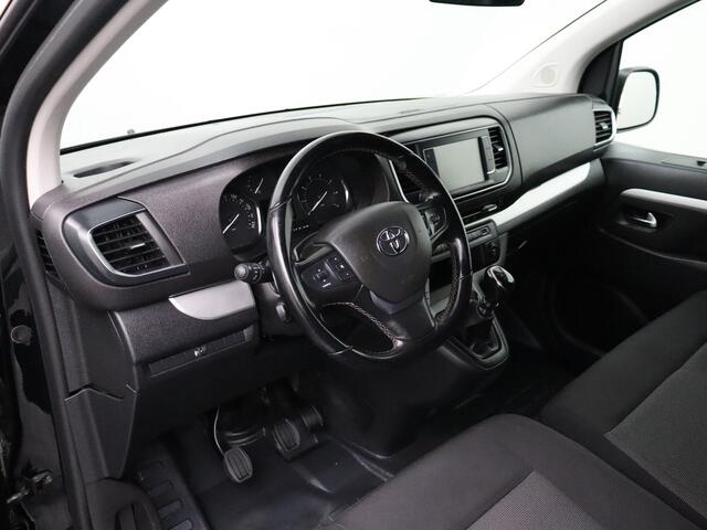 Toyota PROACE 2.0D-4D 144PK Black Line Long | Navigatie | Camera | 3-Persoons | Trekhaak