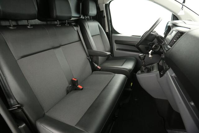 Toyota PROACE 1.5 D-4D L2H1 Airco Camera Cruise 3 Persoons Elektrpakket Trekhaak