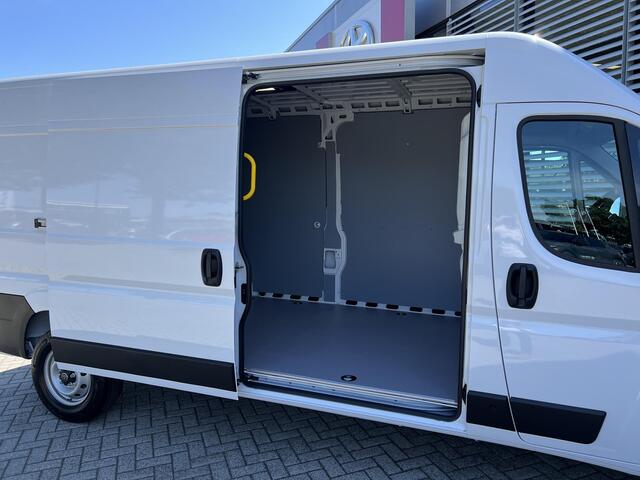 Toyota PROACE Max 2.2 D-4D L3H2 3.5t Professional | BPM VRIJ | Parkeercamera | Apple Carplay/Android Auto | Parkeersensoren |