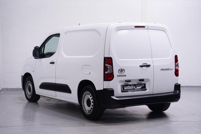 Toyota PROACE CITY 1.5 D-4D 100 pk L1 Navi, Inrichting Laadruimte Airco, Cruise Control, NAP, PDC V+A, 2-Zits