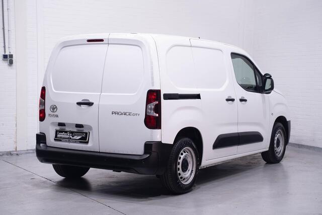 Toyota PROACE CITY 1.5 D-4D 100 pk L1 Navi, Inrichting Laadruimte Airco, Cruise Control, NAP, PDC V+A, 2-Zits