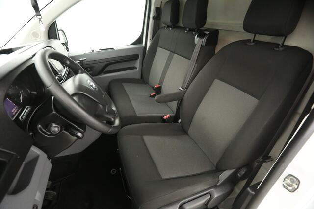 Toyota PROACE 2.0 D-4D L2H1 145PK Airco Cruise Carplay 3 Persoons Parkeersensoren Elektrpakket
