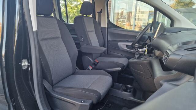 Toyota PROACE 1.2 Turbo Live L2 7 Pers Long, Stoelverwarming,