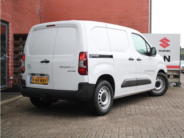 Toyota PROACE CITY Electric Challenger 50 kWh Stoelverwarming, Parkeersensoren, Apple Carplay/Android Auto