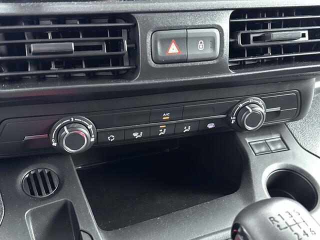 Toyota PROACE CITY L2 1.5 D-4D Live Long Dealeronderhouden | Airco | Parkeersensoren | Navi | 2 Schuifdeuren(!) | Sidebars | Trekhaak | Tranenplaat | Vloer | Lat Om Lat |