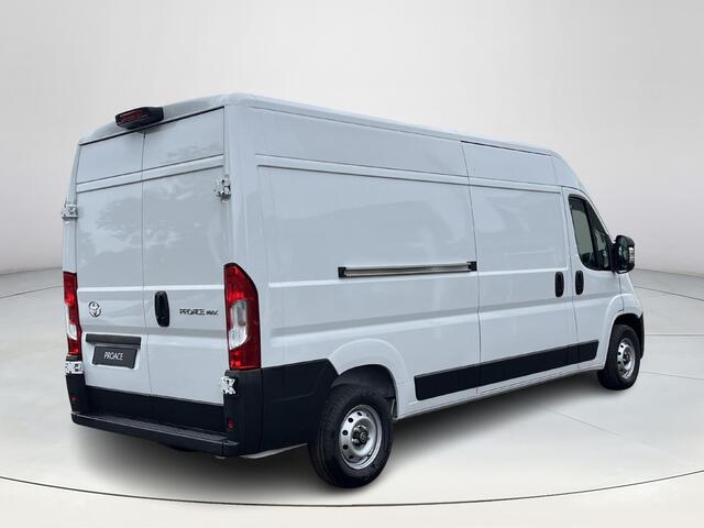 Toyota PROACE Max 2.2 D-4D L3H2 3.5t Challenger