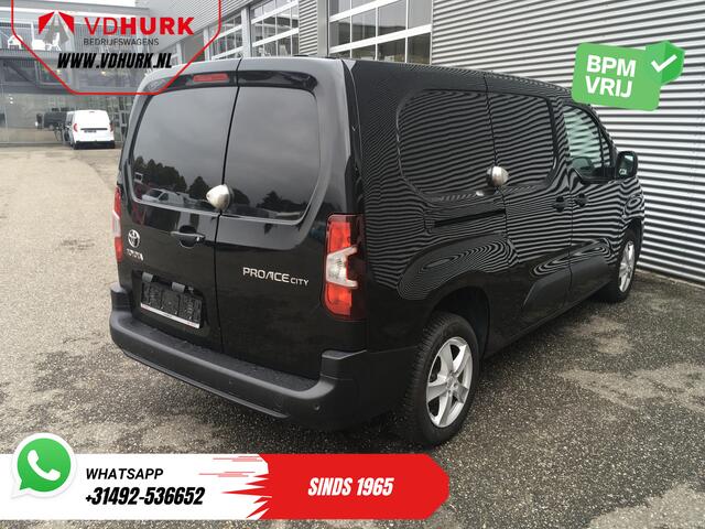 Toyota PROACE CITY 1.2 Turbo 130 pk Aut. L2 Benzine BPM VRIJ! 3Pers./ Carplay/ Camera/ LMV/ PDC/ Airco/ Cruise