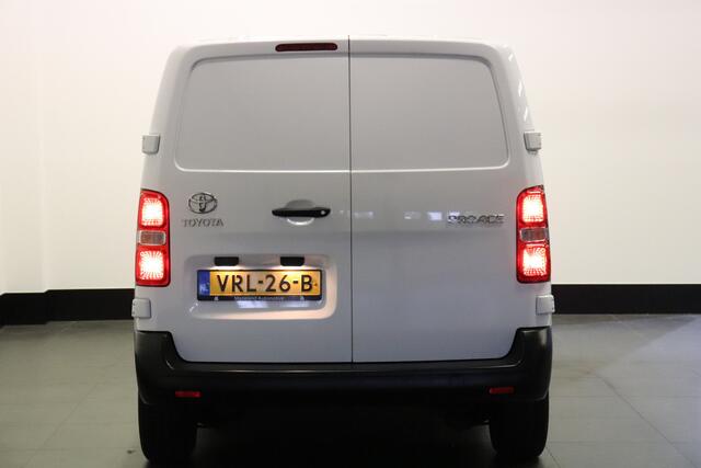Toyota PROACE Worker 2.0 D-4D 145PK EURO 6 - Airco - Cruise - Carplay - PDC - ¤16.950 Excl.
