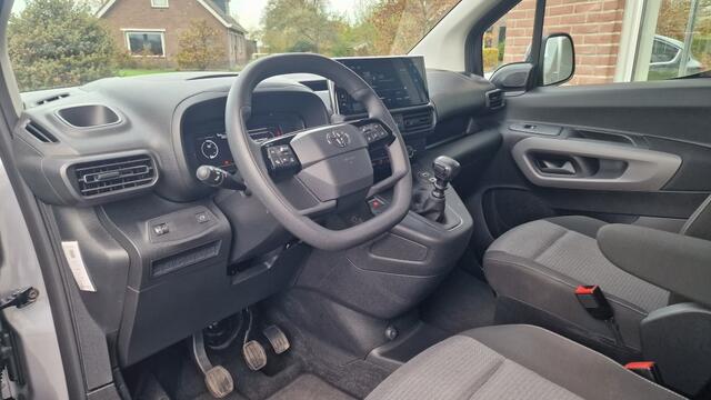 Toyota PROACE 1.2 Turbo Active 5 Pers, PDC, Dealer auto