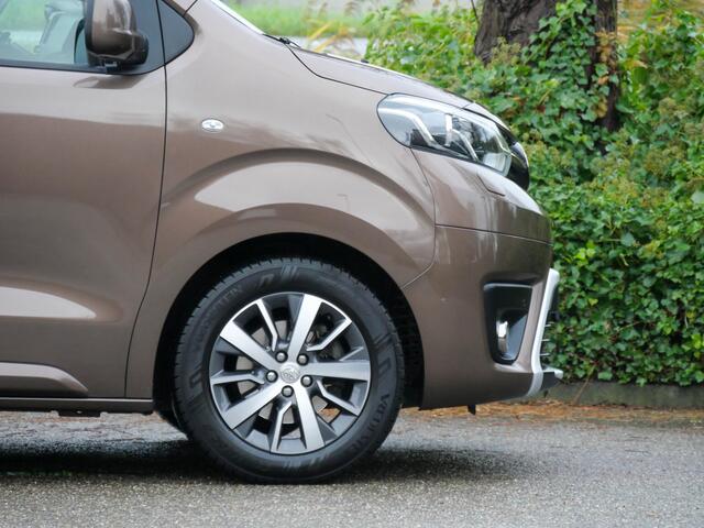 Toyota PROACE Worker 2.0 D-4D Dynamic Long Dubbele Cabine Verso | MARGE | PANODAK | TREKHAAK | CAMERA | 2x SCHUIFDEUR |