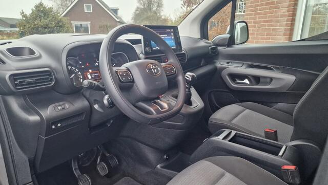 Toyota PROACE 1.2 Turbo Dynamic 5 Pers, Climate control