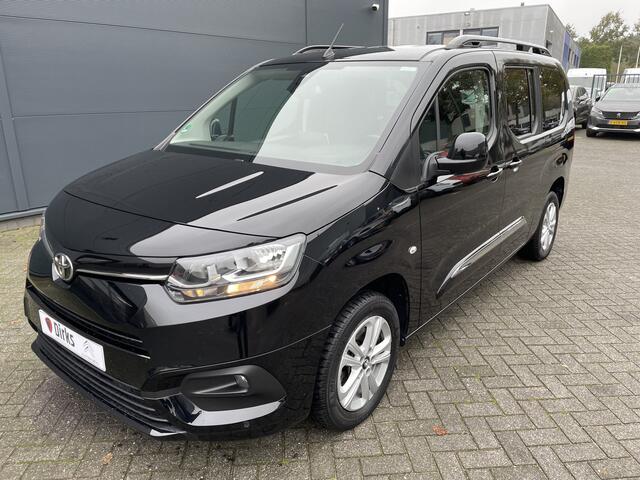 Toyota PROACE CITY Verso 130pk Dynamic Long 7-pers (7 stoelen -Trekhaak - Camera - Keyless Entry - Automatische Airco - Navigatie - Parkeersensoren V+A)