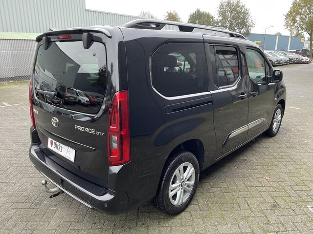 Toyota PROACE CITY Verso 130pk Dynamic Long 7-pers (7 stoelen -Trekhaak - Camera - Keyless Entry - Automatische Airco - Navigatie - Parkeersensoren V+A)