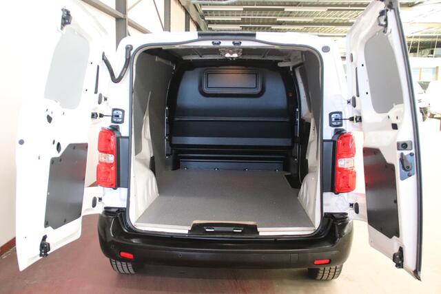 Toyota PROACE D-4D 145PK L2H1 LANG EURO 6