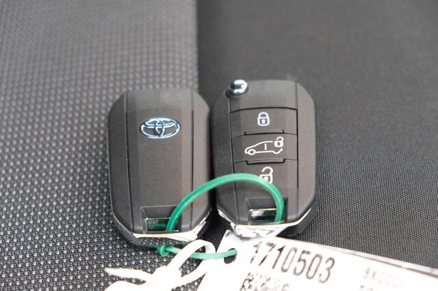 Toyota PROACE Electric Worker LONG Challenger Extra Range 75kWh (INHOUD 6,1 M³) | RANGE WLTP 3