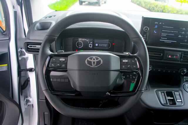 Toyota PROACE CITY Electric Long 50 kWh L2 Challenger